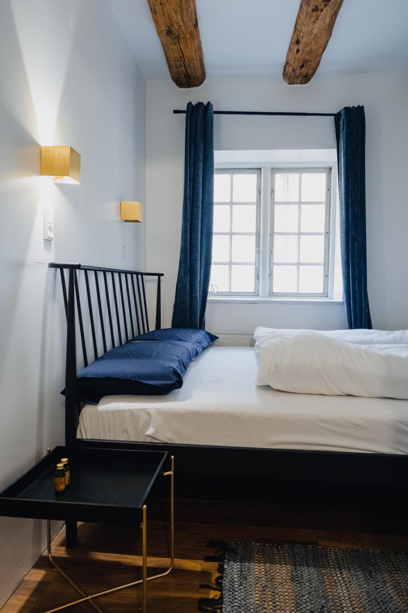 Hostel Bedwood *